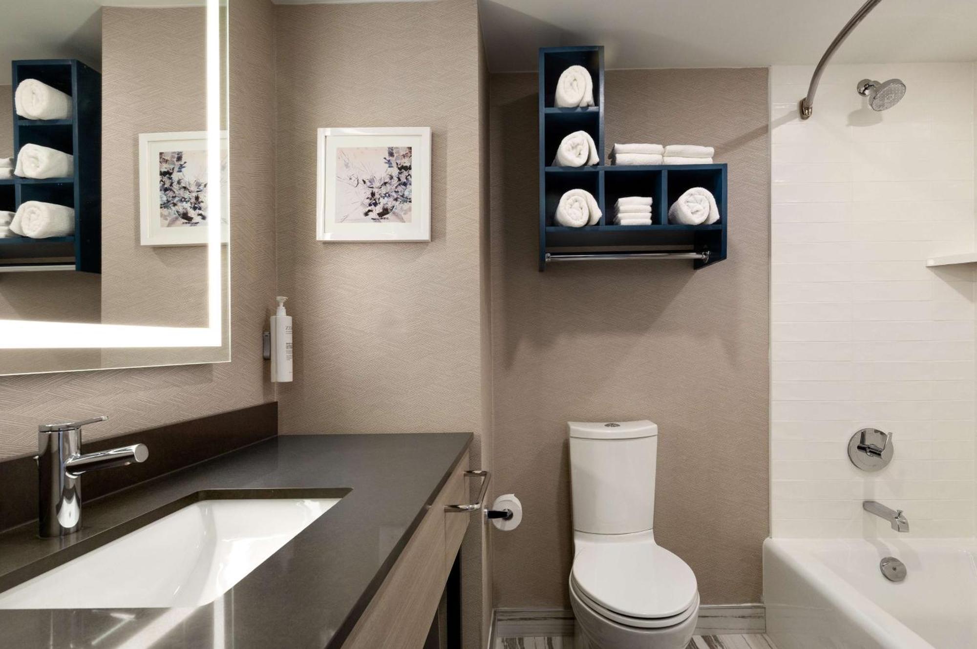 Hampton Inn By Hilton Napanee Greater Napanee Eksteriør billede